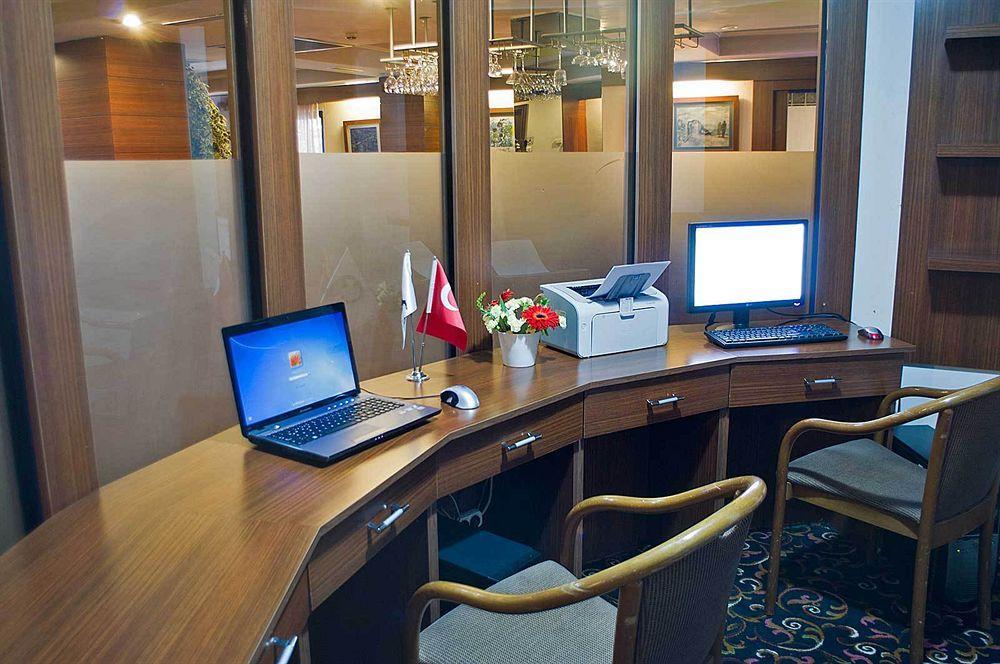 Express Elite Hotel Kucukyali Стамбул Экстерьер фото