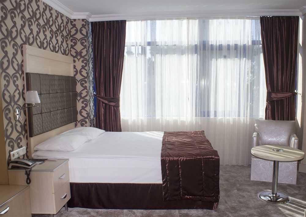Express Elite Hotel Kucukyali Стамбул Экстерьер фото