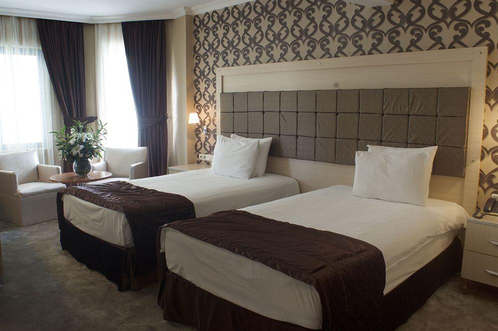 Express Elite Hotel Kucukyali Стамбул Экстерьер фото